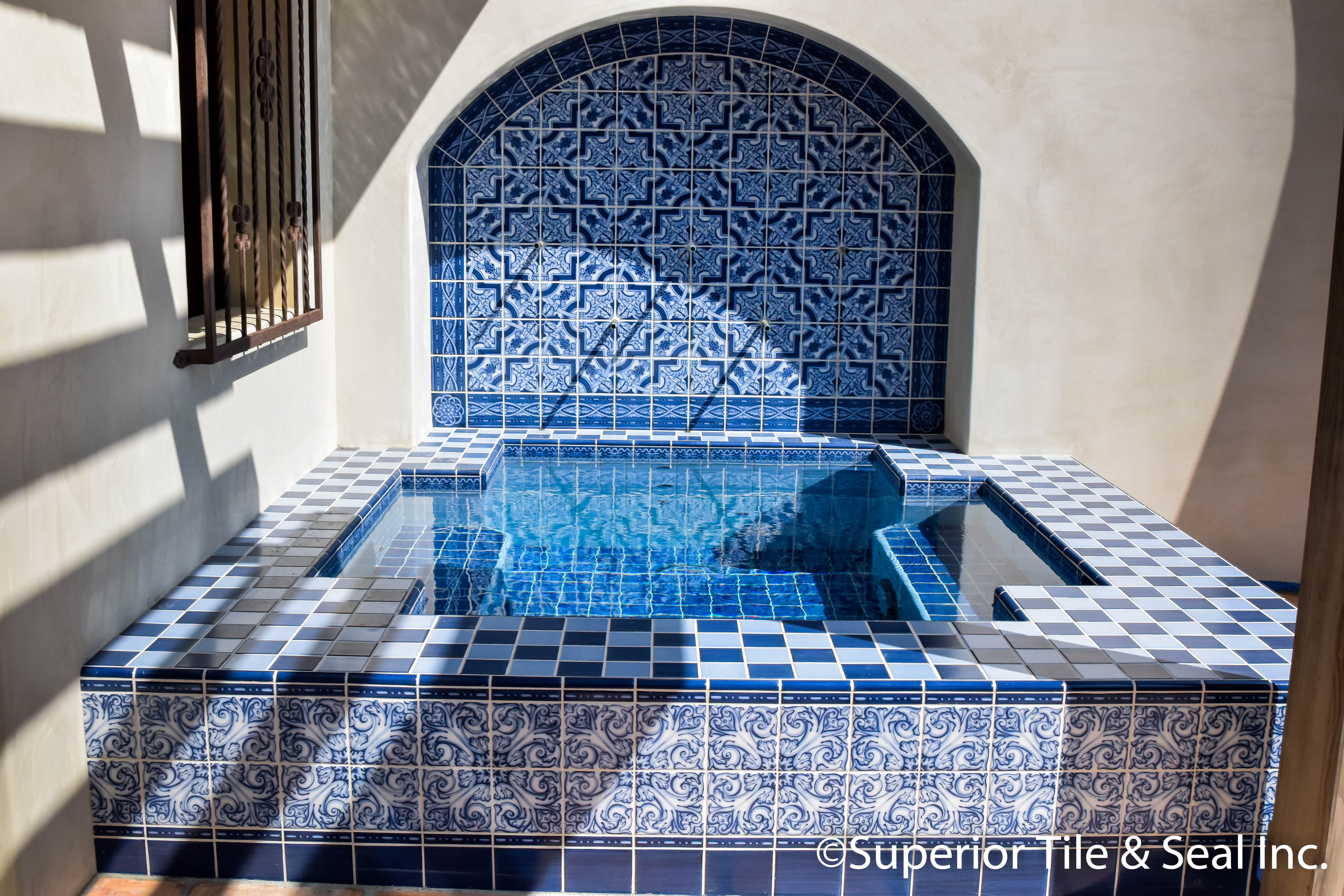 jacuzzi -pool-tile-