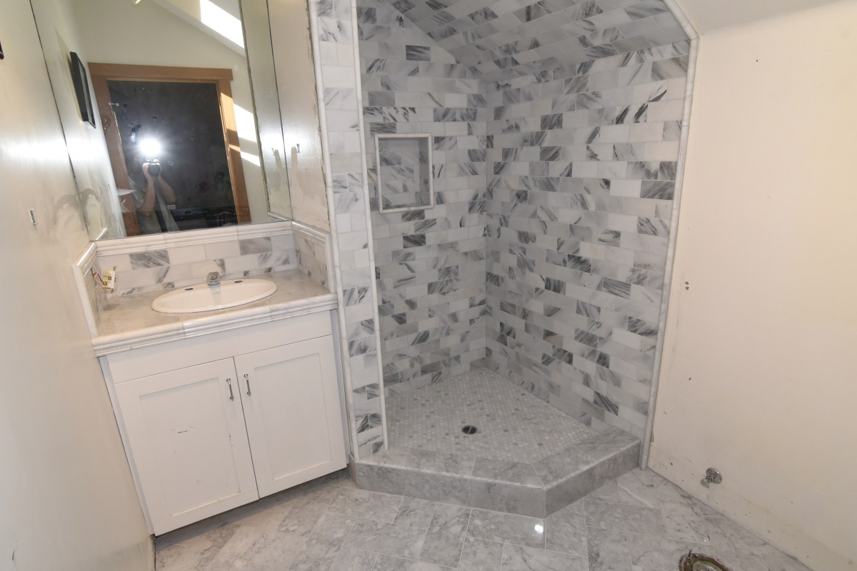 Carrara-bathroom-tile
