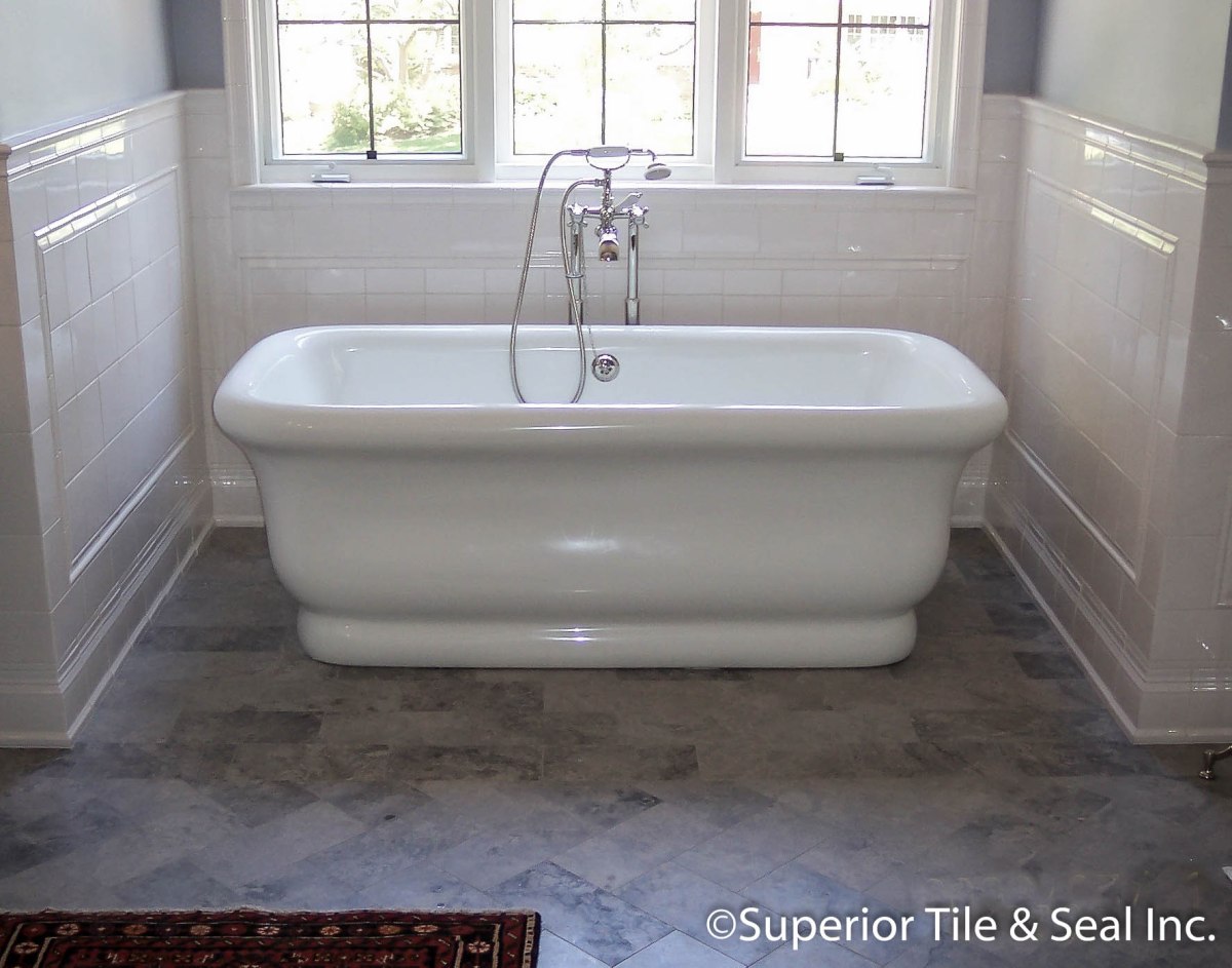 Limestone bathroom floors in Los Angeles