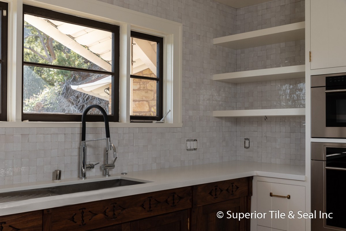 Della Terra Quartz Caesarstone Counter Tops slab materials